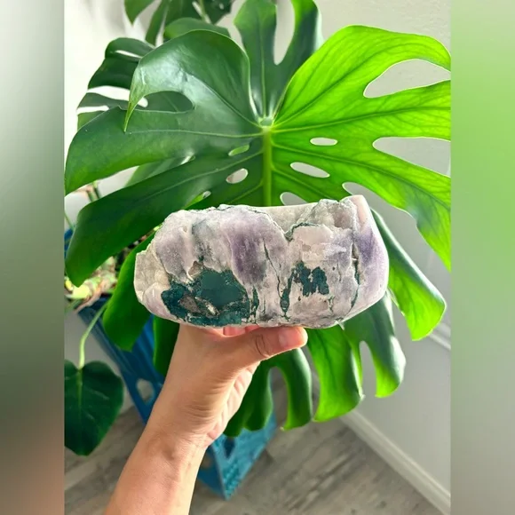 Amethyst - Picture 5 of 5